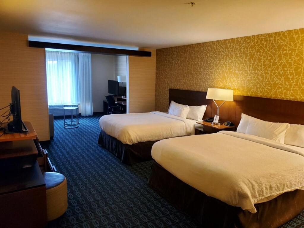 Fairfield Inn & Suites By Marriott Belle Vernon Buitenkant foto