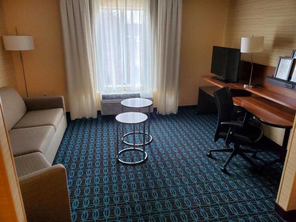Fairfield Inn & Suites By Marriott Belle Vernon Buitenkant foto